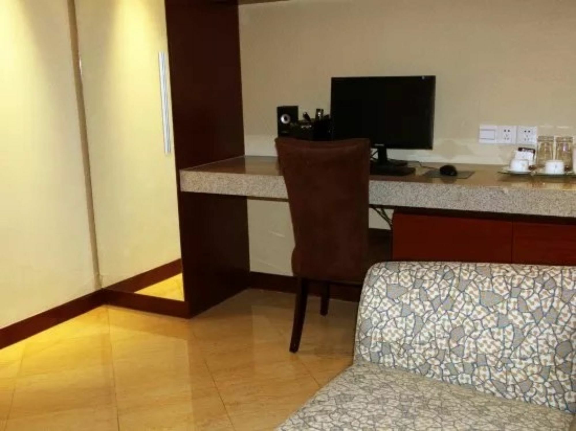 Hilton Garden Inn Guangzhou Tianhe Exteriör bild